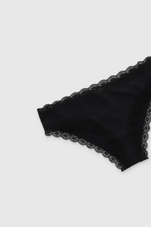 Bikini bordado love