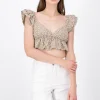 Blusa Bordada Con Copas