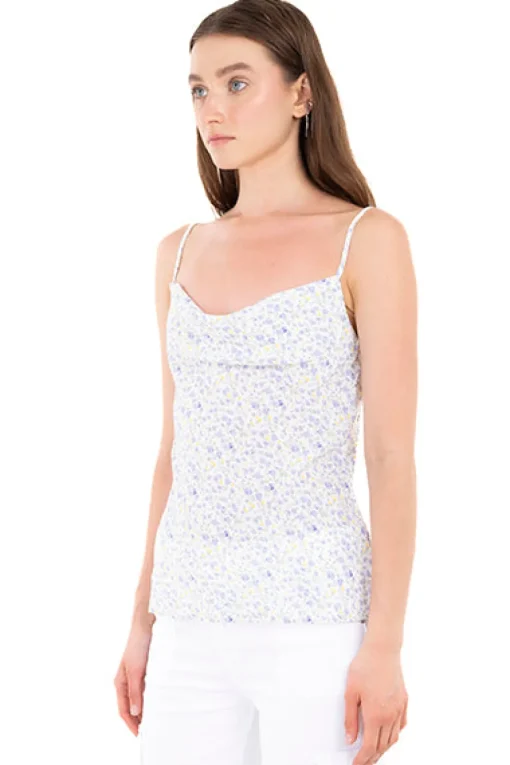 Blusa tirantes drapeada flores