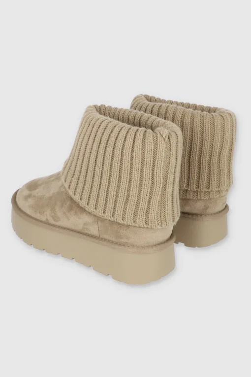 Bota invierno calceta tejida