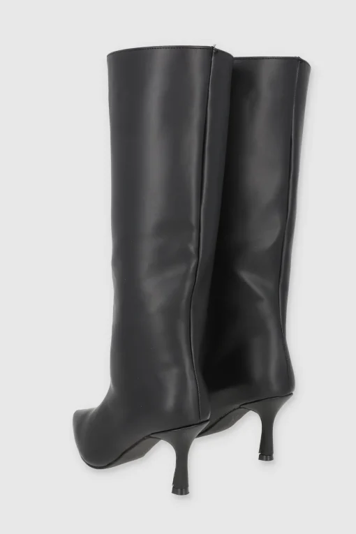 Bota larga estructura puntal