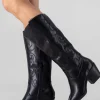 Bota larga vaquera bordados