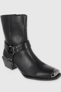 Botin vaquero punta rebanada detalle metal