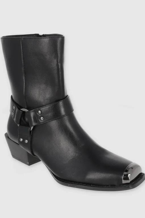 Botin vaquero punta rebanada detalle metal