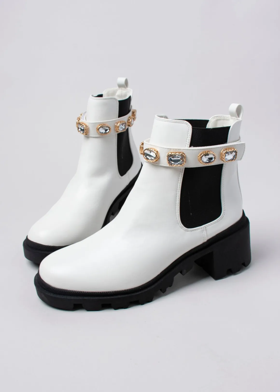 Botín suela track brillos