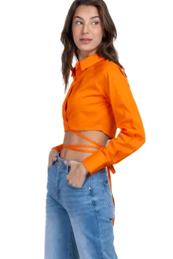 Camisa crop cintas cruzadas