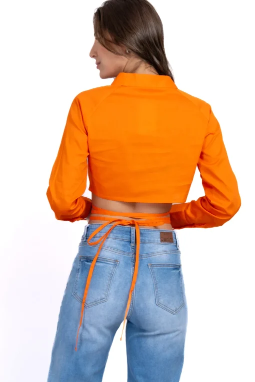 Camisa crop cintas cruzadas
