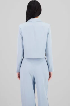 Camisa crop detalle bolsas 3D