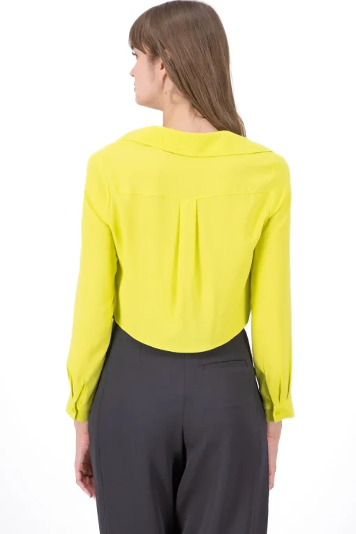 Camisa Crop Escote