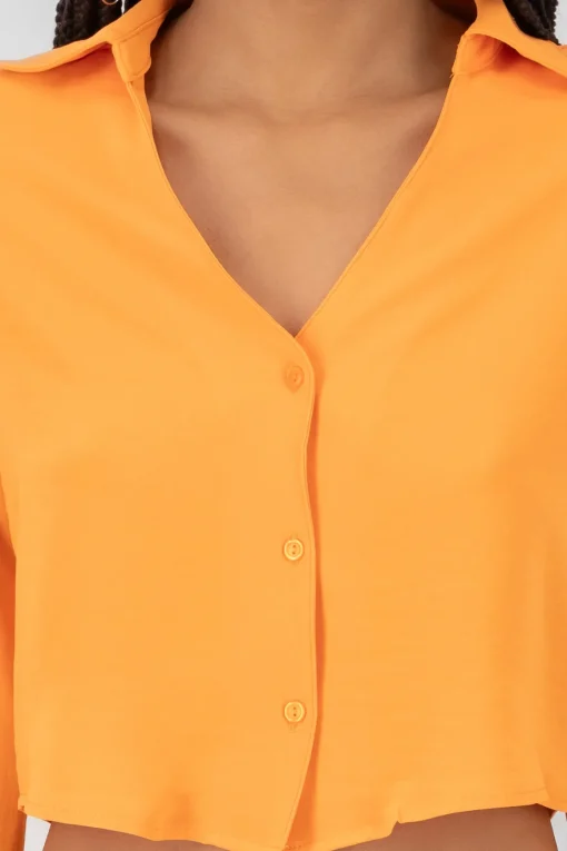 Camisa Crop Escote