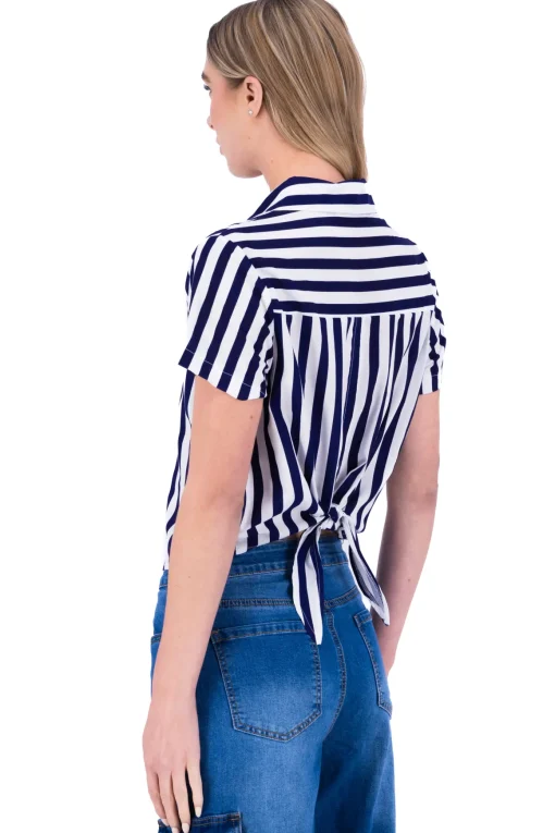 Camisa crop rayas nudo