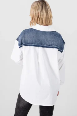 Camisa larga detalle bolsa denim