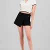 Falda short detalle cinturon
