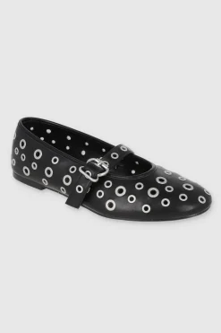 Flat Studs Megas