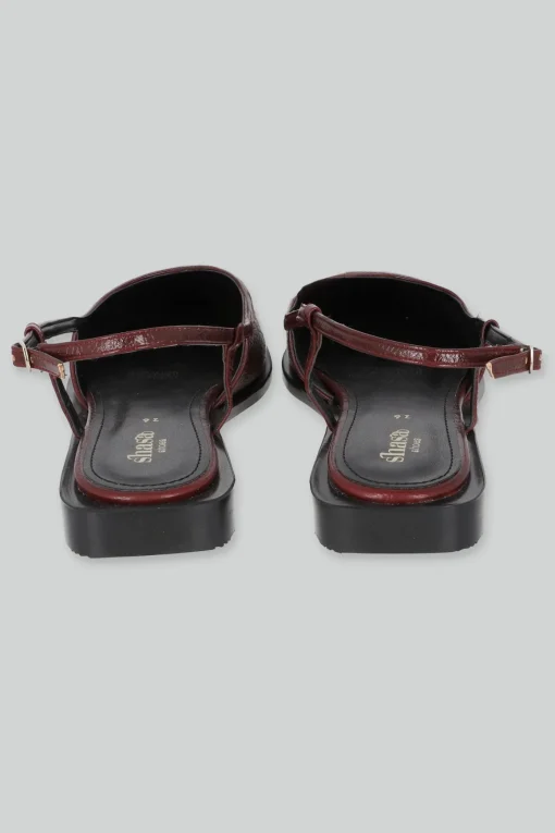 Flat suela ancha slingback crack
