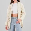 Gabardina corta botones