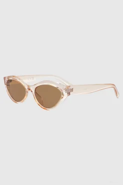 Lente cateye traslucido