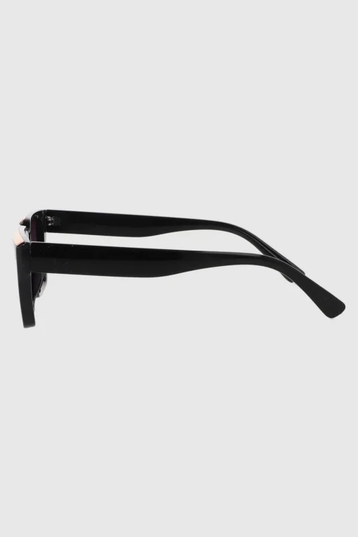 Lentes detalle metalico