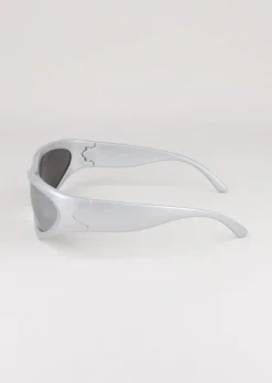 Lentes oscuros alargados sport