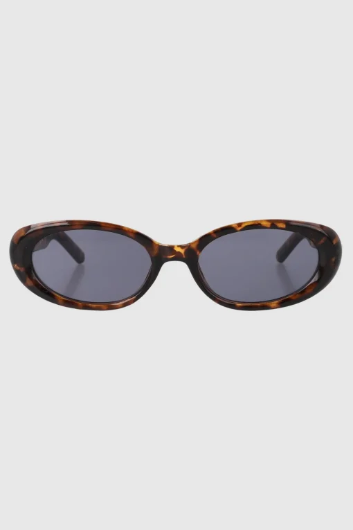 Lentes ovalados alargados