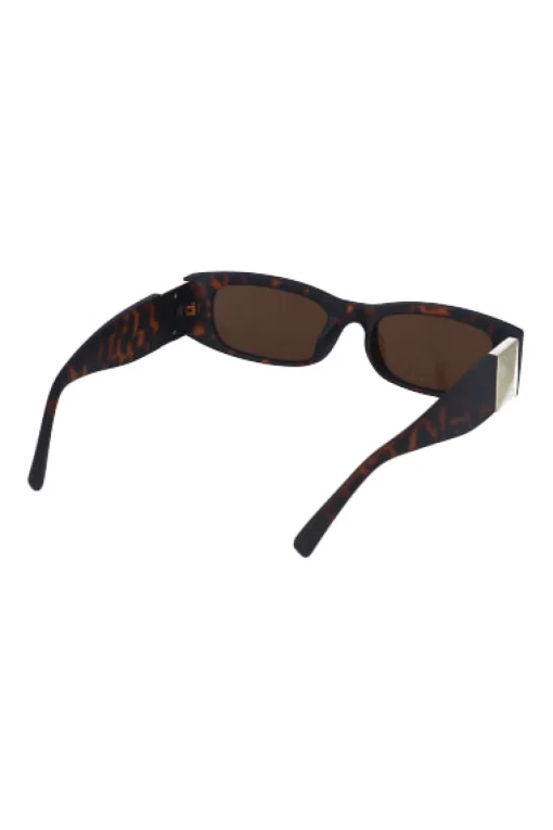 Lentes semiredondos detalle metálico