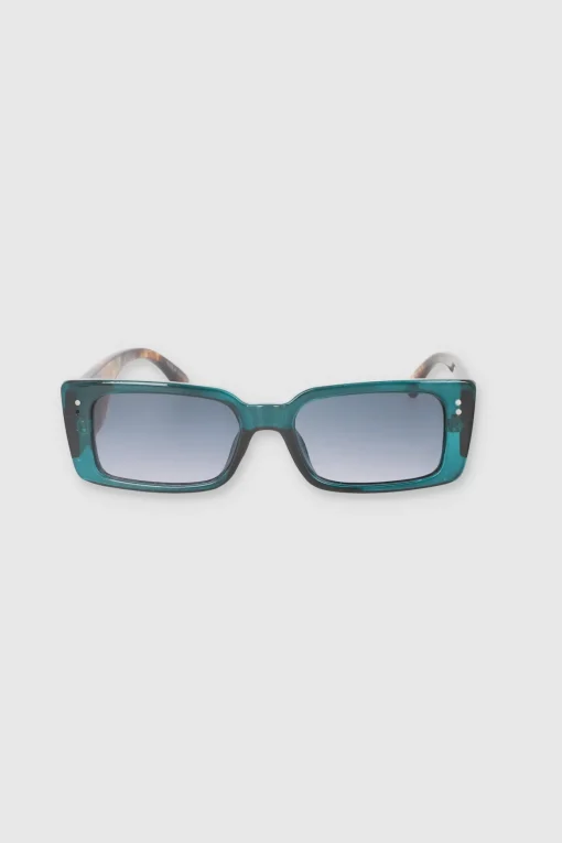 Lentes sol rectángulo pata ancha