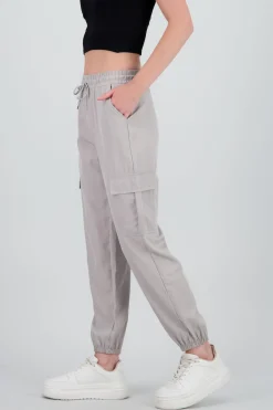 Pantalón Cargo Monocolor Bolsas