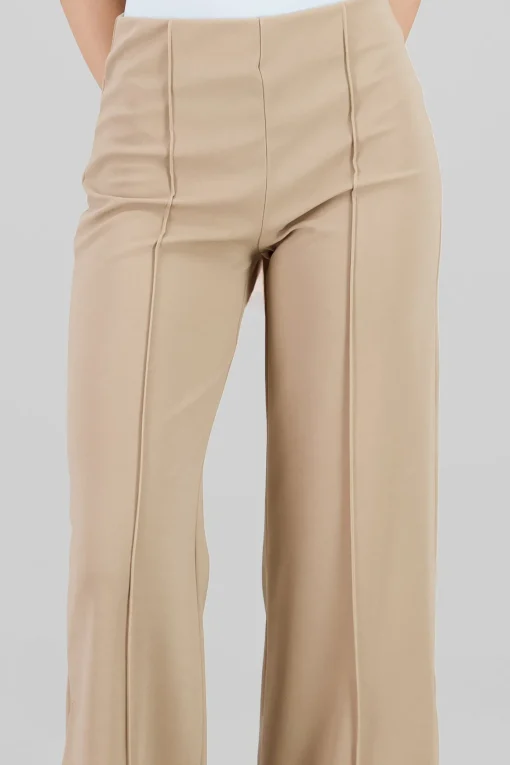 Pantalón Flared Costuras