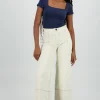 Pantalon amplio contraste costura