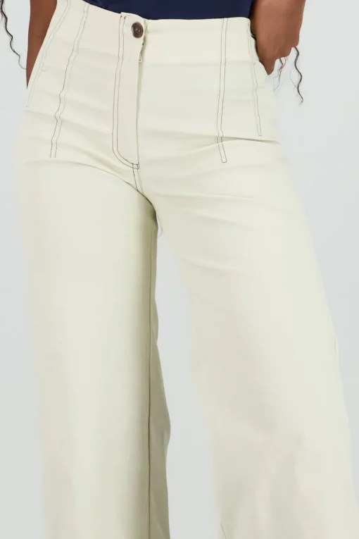 Pantalon amplio contraste costura