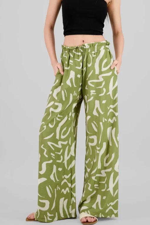 Pantalon amplio detalle resorte estampado