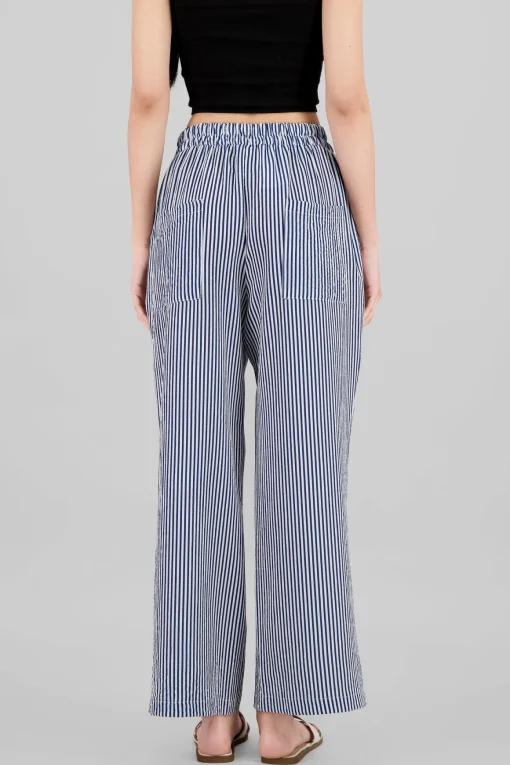 Pantalon amplio detalle resorte rayas