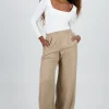 Pantalon amplio pinzas detalle bolsas