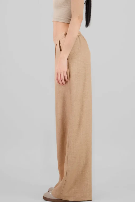 Pantalon amplio pinzas detalle bolsas