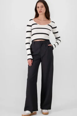 Pantalon pinzas amplio