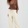 Pantalon recto liso detalle textura jareta