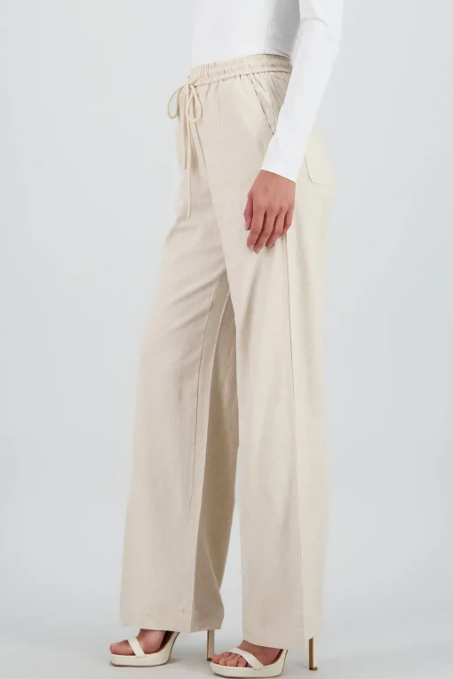 Pantalon recto liso detalle resorte jareta
