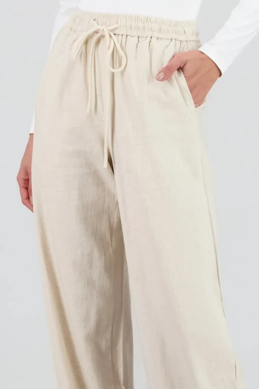 Pantalon recto liso detalle resorte jareta