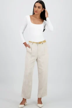 Pantalon recto liso presillas detalle cinturon