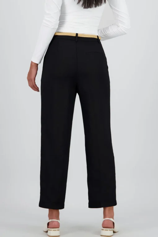 Pantalon recto liso presillas detalle cinturon