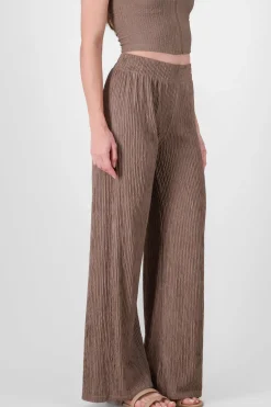 Pantalon textura resorte