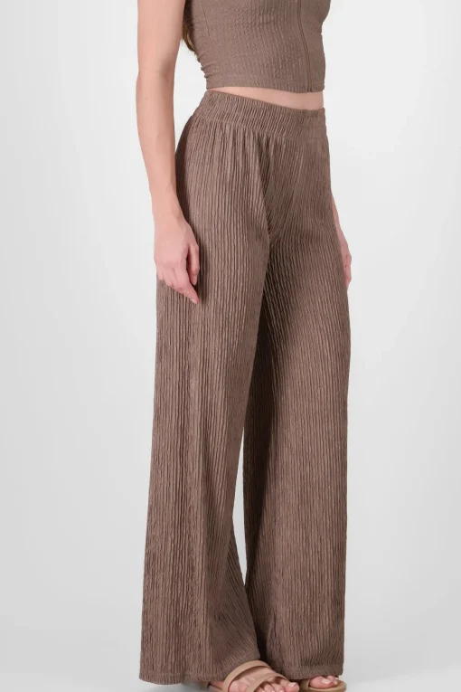 Pantalon textura resorte