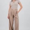 Pantalon wide leg detalle resorte