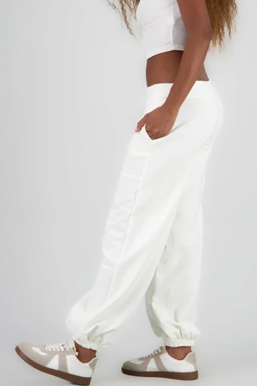 Pants amplios detalle costuras resorte