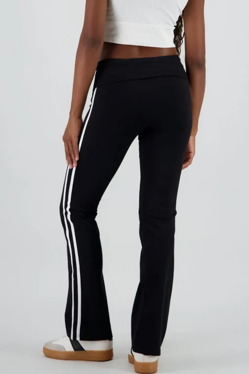 Pants con dobles en la pretina de rayas