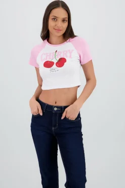 Playera crop cerezas contraste mangas