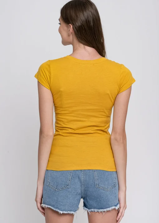 Playera manga corta cuello v
