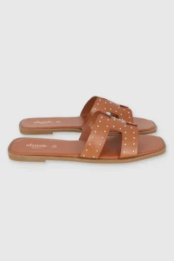 Sandalia greca aplicación studs