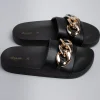 Sandalias slide cadena chunky frontal