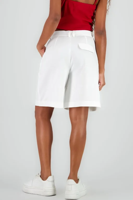 Short liso